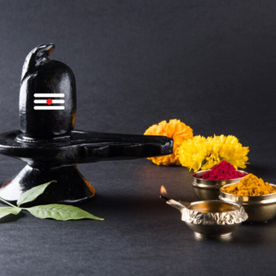 What are the benefits of chanting Lingashtakam